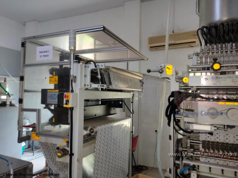 12-Track-Liquid-Pouch-Packing-Machine-1.jpg